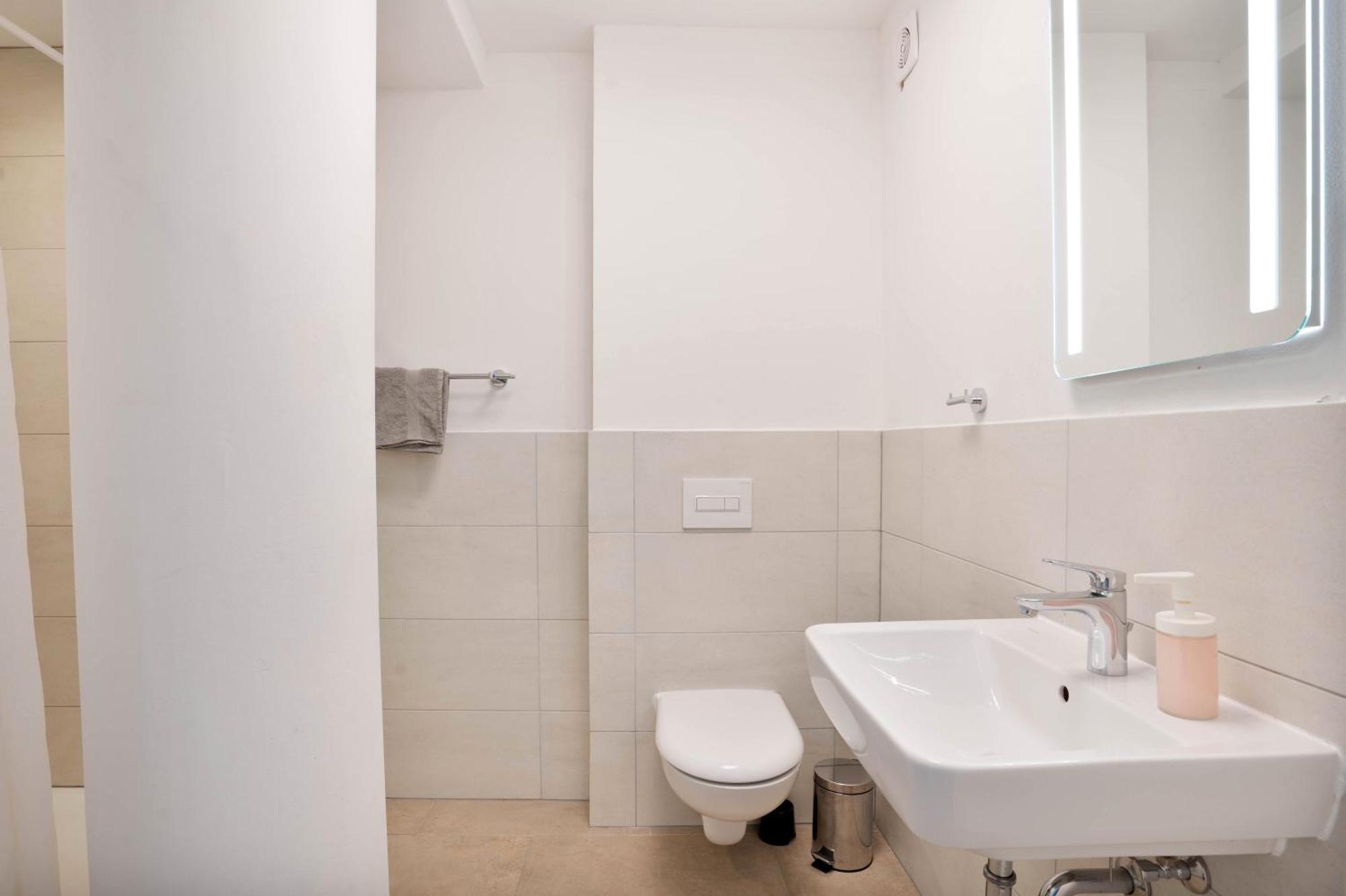 Apartments In The City Center I Private Parking I Home2Share Dortmund Exterior foto